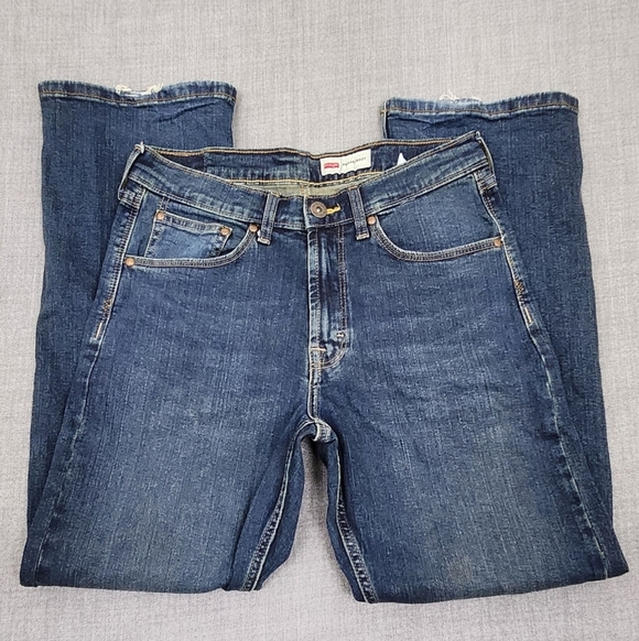Wrangler Bootcut Dark Wash Denim Jeans. 30×30 - Picture 2 of 6